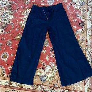 LEVEL 99 NAVY LINEN FLARED CROP